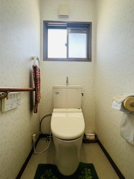 長与町嬉里郷戸建てのトイレ画像