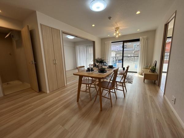 ビバシティ南山手のリビング画像