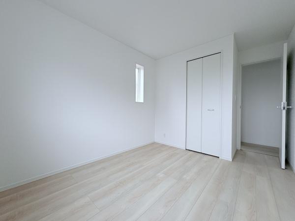 西彼杵郡長与町吉無田郷の新築一戸建の洋室画像