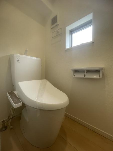 西彼杵郡時津町西時津郷の新築一戸建のトイレ画像