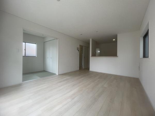 西彼杵郡時津町西時津郷の新築一戸建のリビング画像