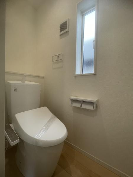 西彼杵郡時津町西時津郷の新築一戸建のトイレ画像