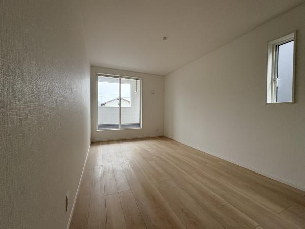 西彼杵郡長与町岡郷の新築一戸建の洋室画像