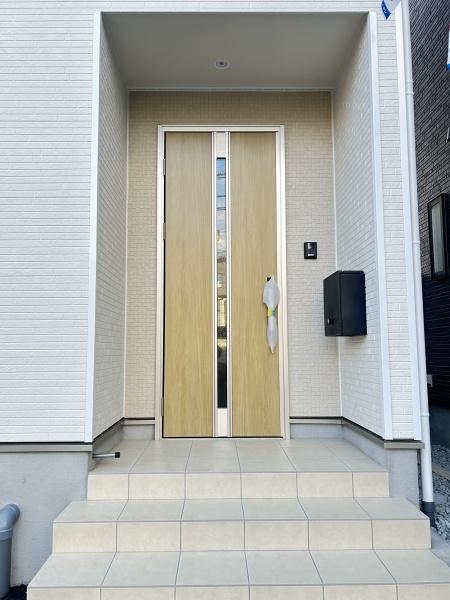 時津町元村郷第2戸建て　２号棟の玄関画像