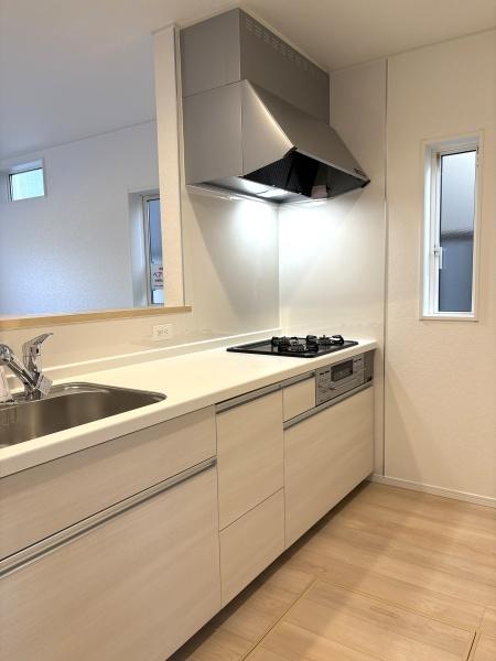 時津町元村郷第2戸建て　２号棟のキッチン画像