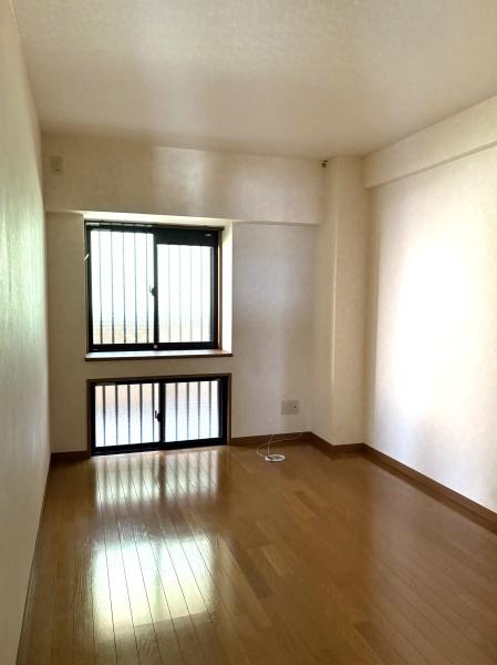 ソフィア三景台の洋室画像