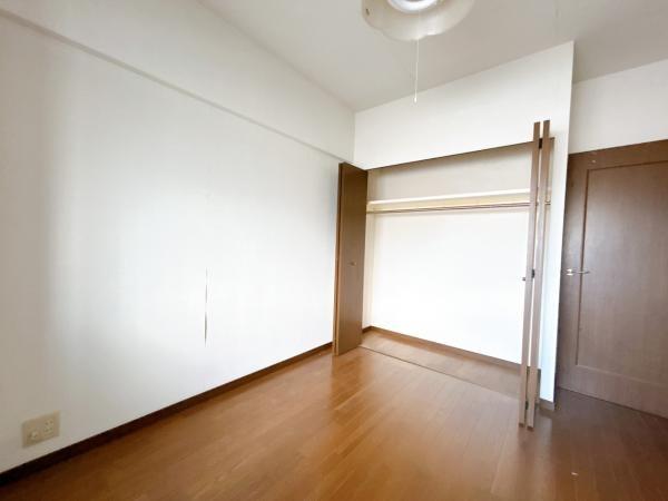 フォーレツインキャッスルの洋室画像