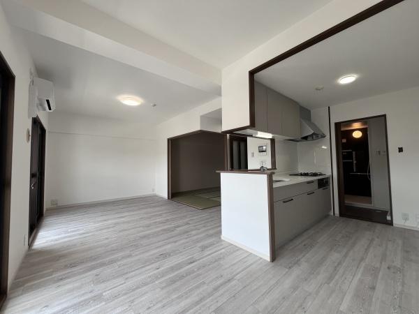 フォーレツインキャッスルのリビング画像