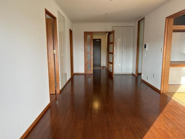 ビバシティ文教壱番館のリビング画像