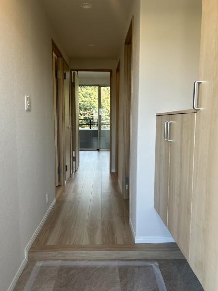 サーパス文教通りの玄関画像