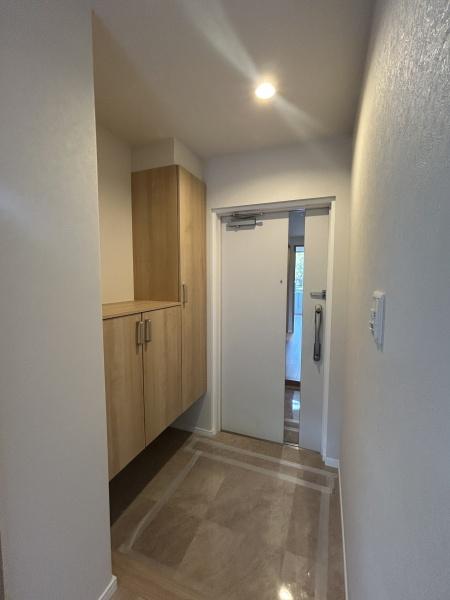 サーパス文教通りの玄関画像