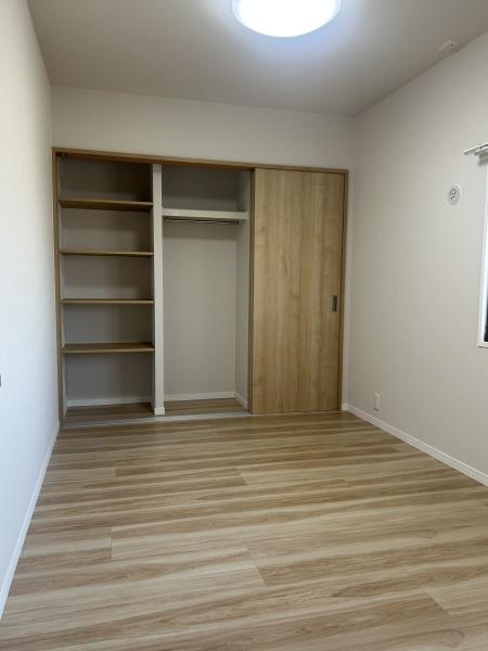 サーパス文教通りの洋室画像