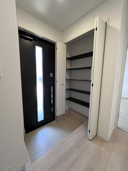 長崎市北栄町第2　1号棟の玄関画像