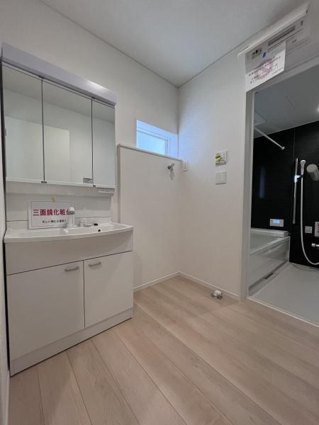 長与町嬉里郷第3　1号棟の洗面台・洗面所画像