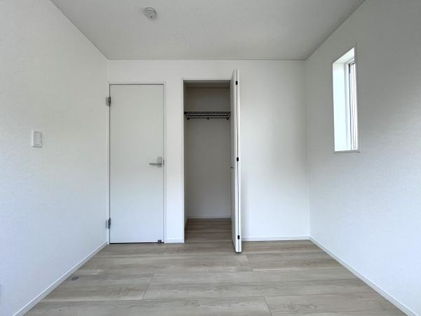 長与町嬉里郷第3　1号棟の洋室画像