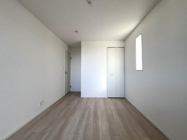 長崎市磯道町第1　1号棟の洋室画像