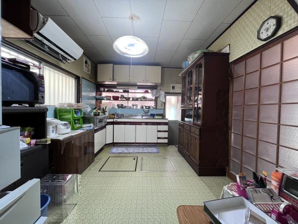北浦町戸建てのキッチン画像
