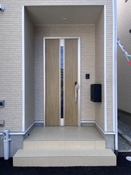 長与町嬉里郷第3　3号棟の玄関画像