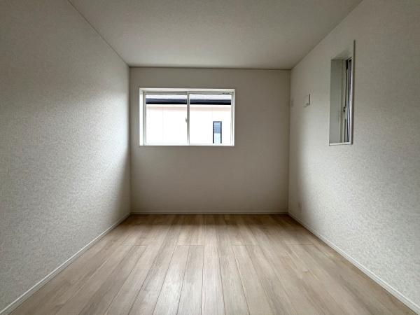 長与町嬉里郷第3　3号棟の洋室画像