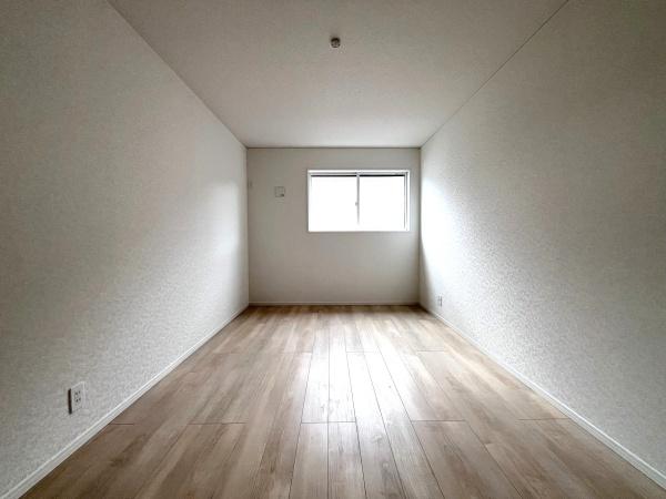 長与町嬉里郷第3　3号棟の洋室画像