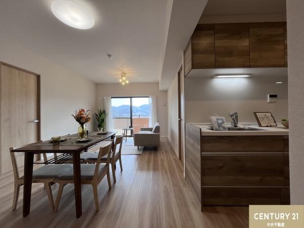 アプローズ長崎南ベイサイドヒルズ弐番館のリビング画像