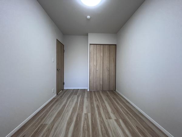 アプローズ長崎南ベイサイドヒルズ弐番館の洋室画像