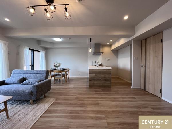 アプローズ長崎南ベイサイドヒルズ壱番館のリビング画像