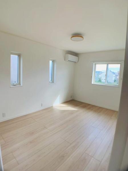 大村市桜馬場１丁目の中古一戸建の洋室画像