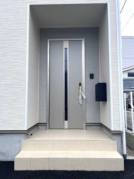 時津町浜田郷第1　1号棟の玄関画像