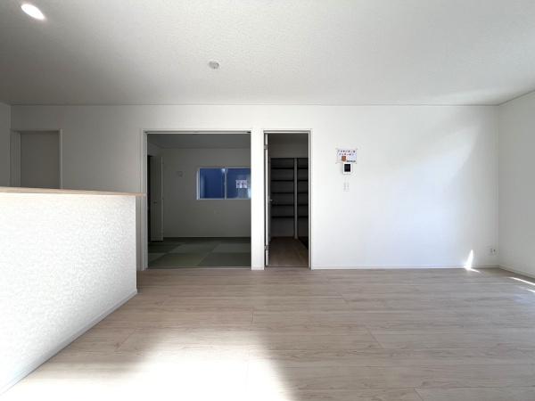 長崎市かき道第4 1号棟のリビング画像