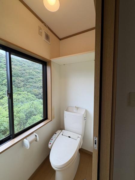 長崎市昭和３丁目の中古一戸建のトイレ画像