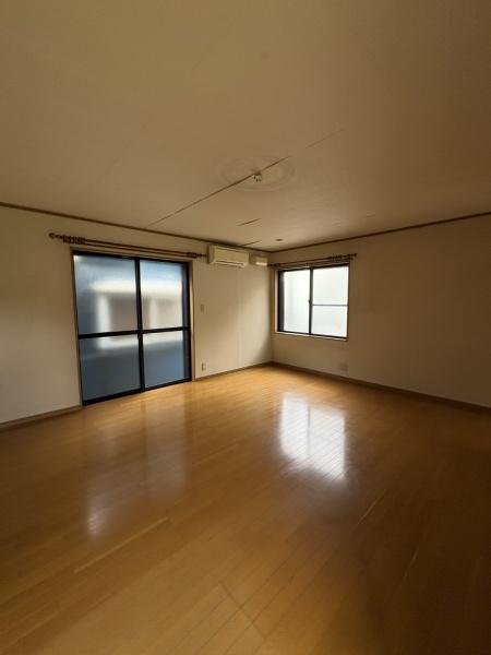 長崎市昭和３丁目の中古一戸建の洋室画像