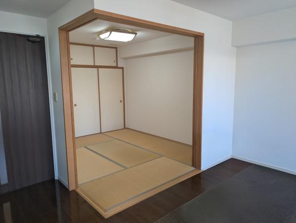 アルファステイツ平野町マジェスティの和室画像