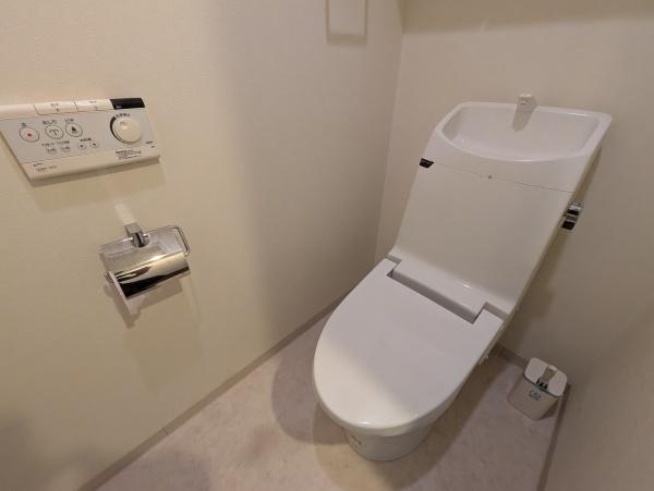 アルファステイツ平野町マジェスティのトイレ画像
