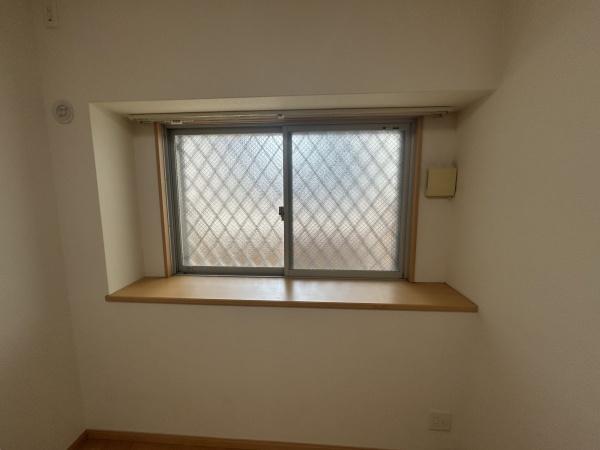 エイルマンション茂里町の洋室画像