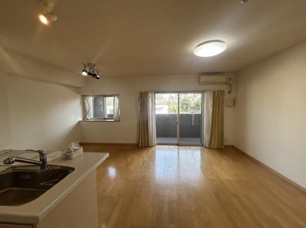 エイルマンション茂里町のリビング画像