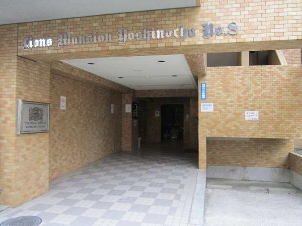 ライオンズマンション吉野町第八のエントランス画像