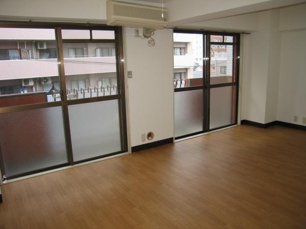 ポートハイム第一吉野町の洋室画像