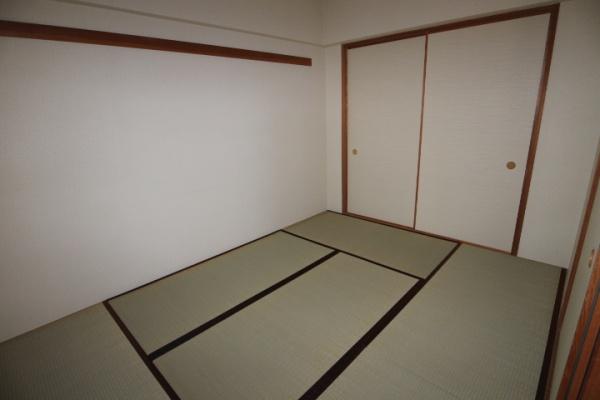 伊勢佐木南パークハウス壱番館の和室画像