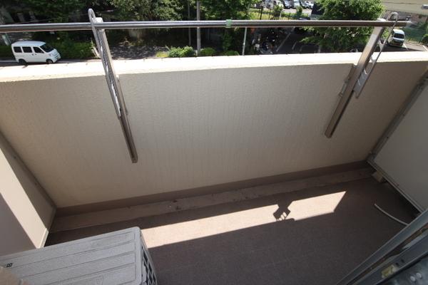 横浜市南区新川町１丁目のマンションのバルコニー画像