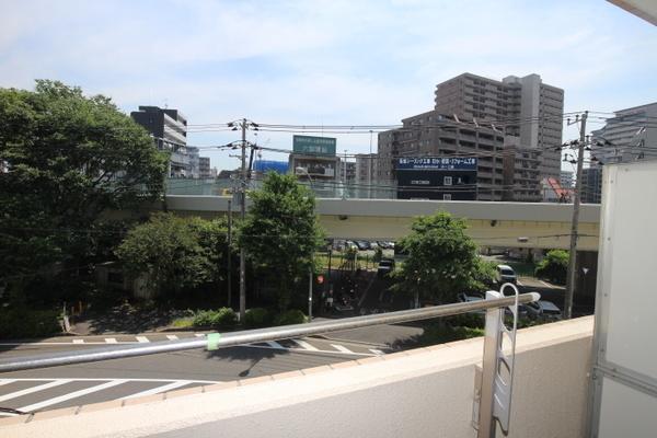 横浜市南区新川町１丁目のマンションの現地からの眺望画像
