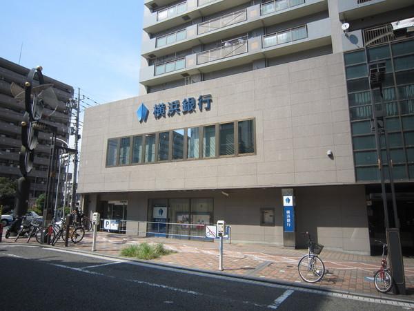 ガーデンプラザ横浜南の銀行画像