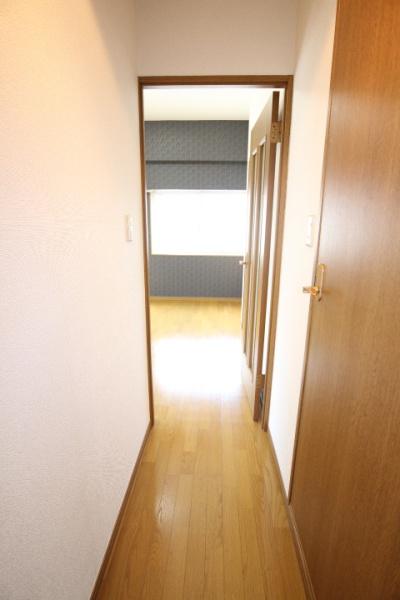 グランコート吉野町の玄関画像