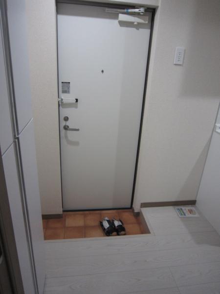 ベイスター日枝２の玄関画像