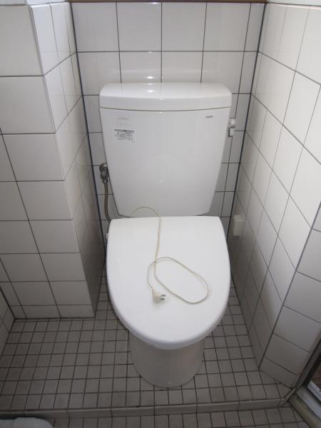 Ｒ-ＢＵＩＬＤＩＮＧのトイレ画像