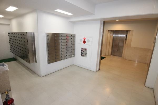 パークノヴァ横浜参番館のエントランス画像