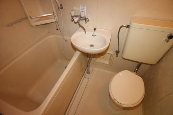 パークノヴァ横浜参番館のトイレ画像