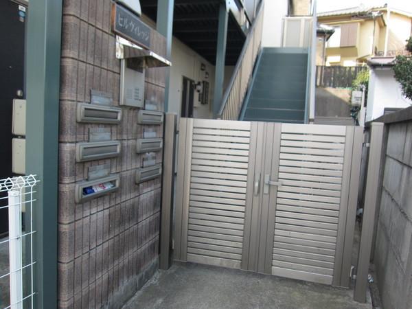 ヒルヴィレッジのエントランス画像