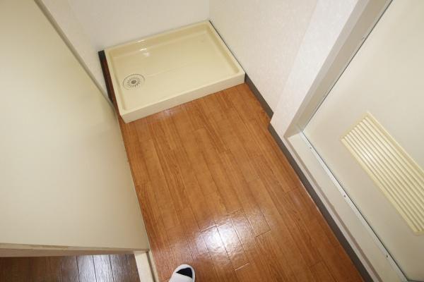 カスティール・タナベの玄関画像