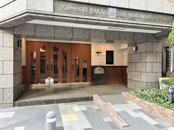 日神パレステージ横浜吉野町のエントランス画像